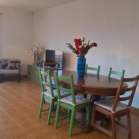 - Casa Tia Alice بيت للعطل *