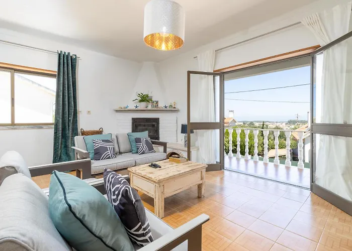 - Casa Tia Alice Ericeira